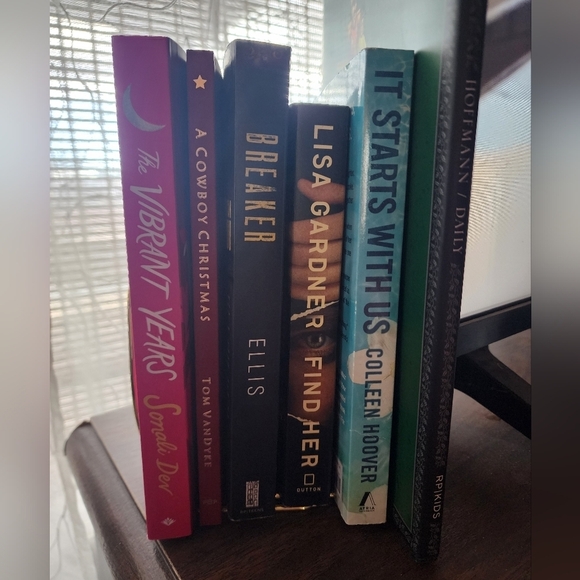 colleen hoover Other - BOOK SALE Please Read